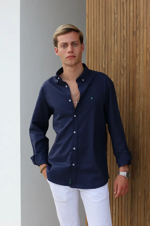 CAMISA BÁSICA AZUL MARINO TRIÁNGULO
