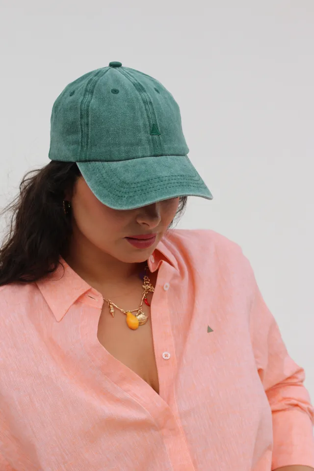 GORRA ENVEJECIDA VERDE BOTELLA TRIÁNGULO