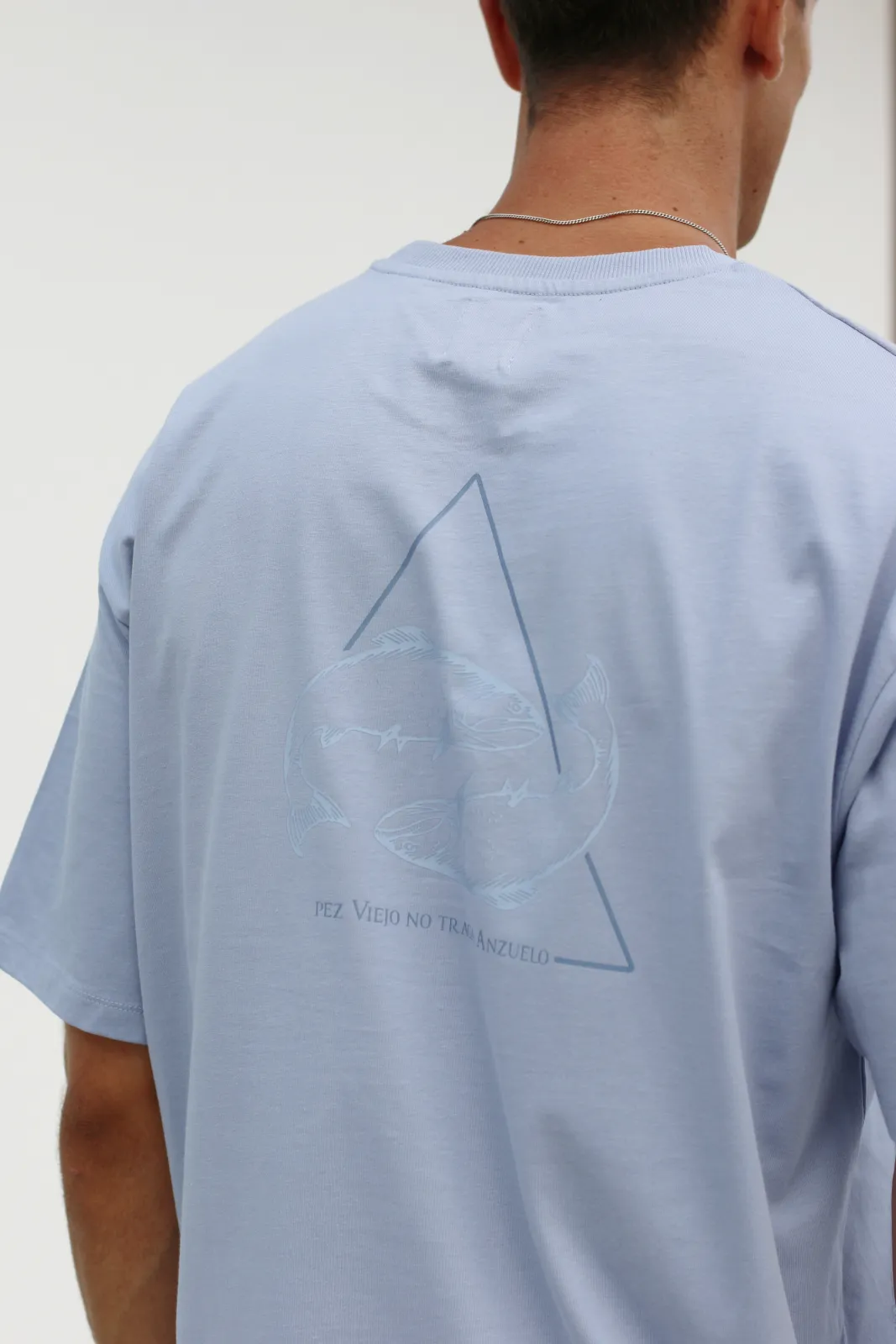 CAMISETA OVERSIZE CELESTE PEZ